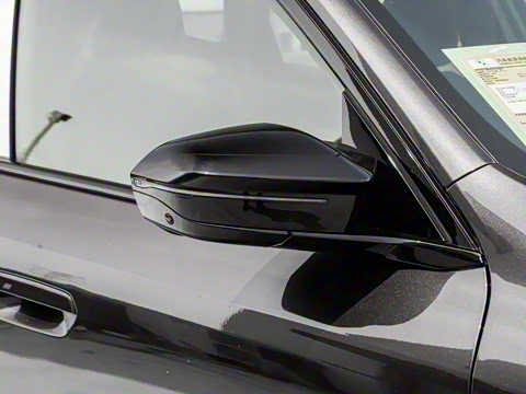 2025�� M50 xDrive