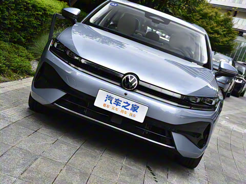 2026�� L 300TSI DSG ������