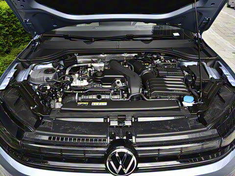 2026�� L 300TSI DSG ������