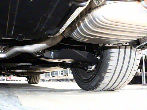 2026�� E 300 L �����