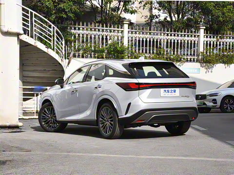 2025�� 450h+ ����������