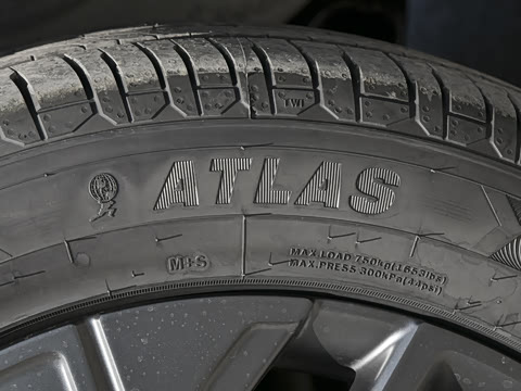 2026�� 1.5T �����