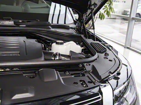 2025�� 3.0 L6 400PS �䷶�ӳ���