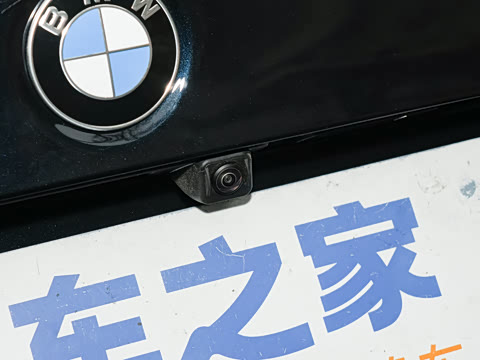 2026�� 330Li M�˶���ҹ��װ