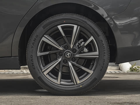 2026�� 1.5T �����