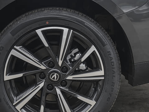 2026�� 1.5T �����