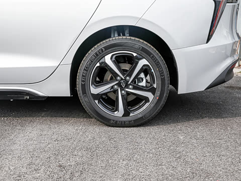 2026�� 705km MAX����������