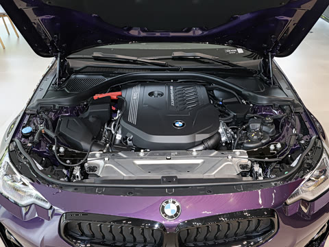 2026�� M240i xDrive