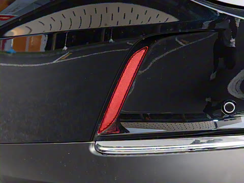 2025�� 610km PLUS