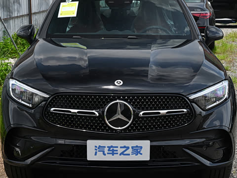 2026�� �Ŀ� GLC 300 4MATIC ����SUV