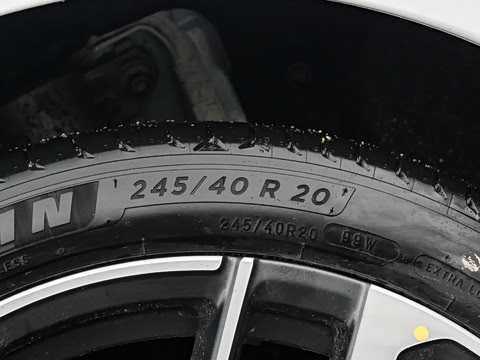 2026�� ��Ȼ�澳�� 100kWh 