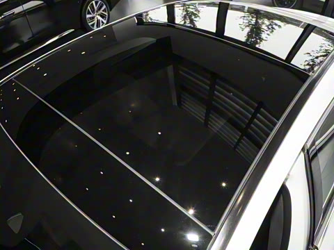 2024�� E 350 e L ���ʽ��϶����˶��γ�