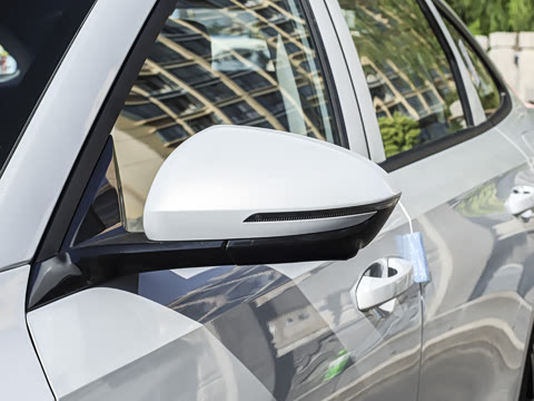 2025�� EM-i 70km ������