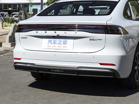 2025�� EM-i 70km ������