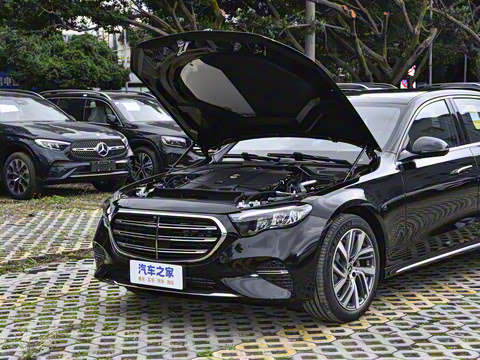 2026�� E 300 L ʱ����