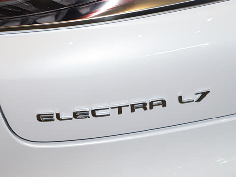 2025�� ������