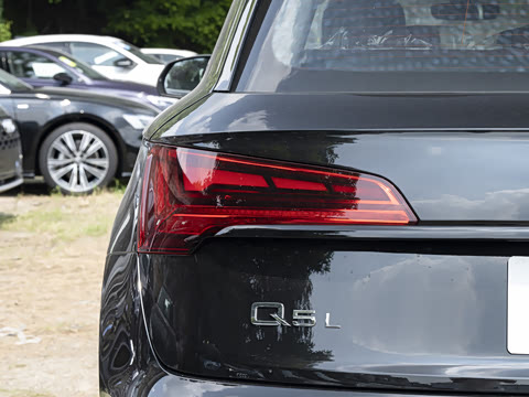 2026�� 45�����ذ� 40 TFSI ����������