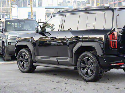 2025�� 210KM ��������Ultra��