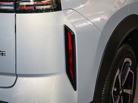 2025�� ���ܰ� 1.5T ��������