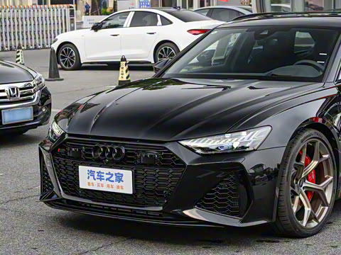 2025��  RS 6 4.0T Avant performance