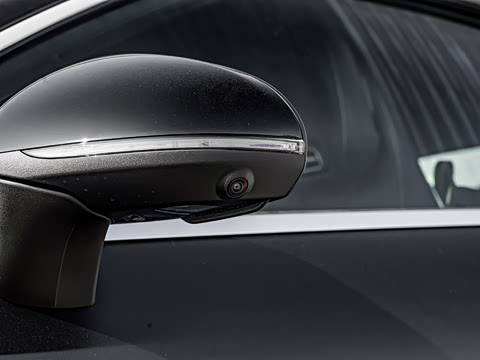 2026�� AMG CLE 53 4MATIC+ ������ܳ�