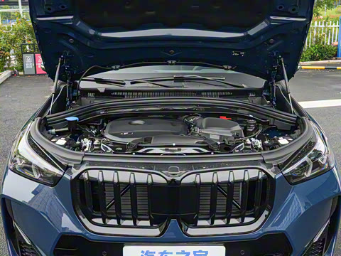 2025�� xDrive25Li M�˶���ҹ��װ