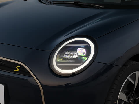 2025�� 463km COOPER SE ������