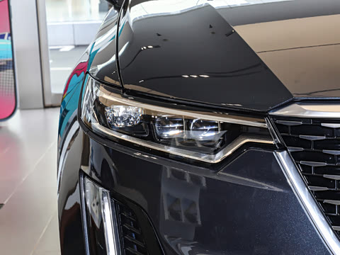 2025�� 2.0T ���������������������