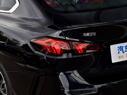 2026�� 225L M�˶���װ