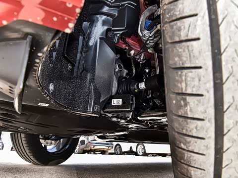 2026�� sDrive25i M�˶���װ