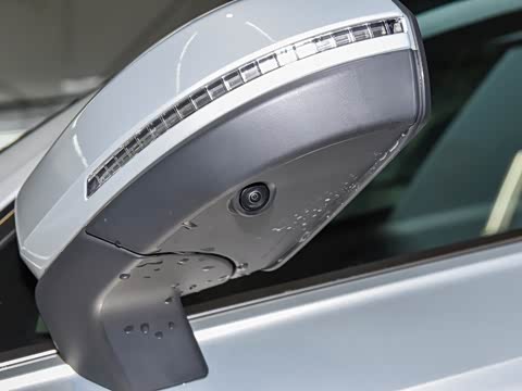 2026�� ���ڿ� 330TSI �Զ�����R-Line��ҫ��