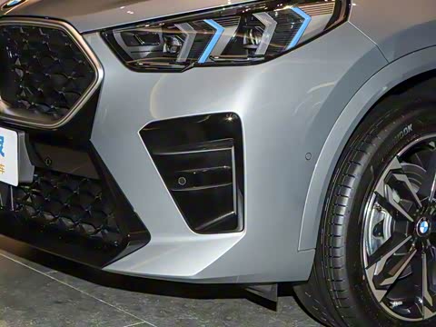 2025�� sDrive25i M�˶���װ