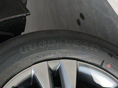 2026�� 2.5L ˫������������