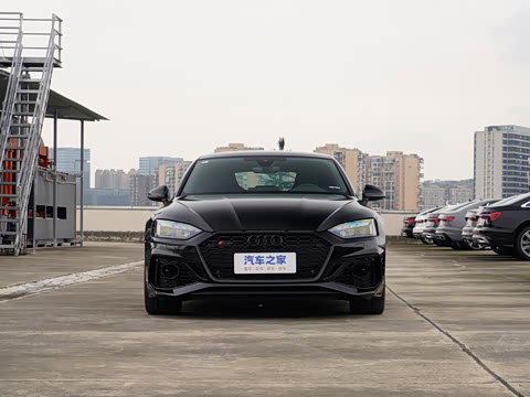 2025�� RS 5 2.9T Sportback ȼ���