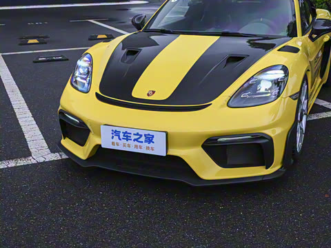 2023�� Spyder RS 4.0L