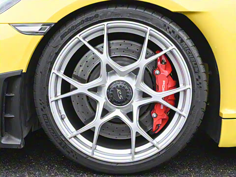 2023�� Spyder RS 4.0L