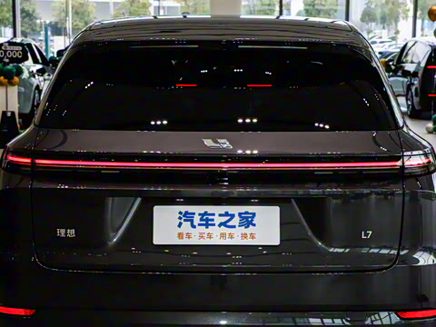 2025�� Ultra ���ܻ��°�