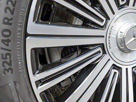 2025�� GLS 480 4MATIC