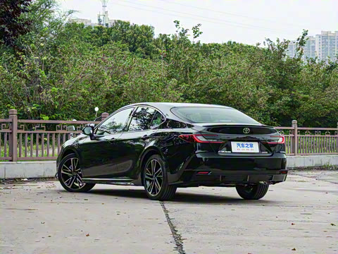 2026�� 2.0S �˶���