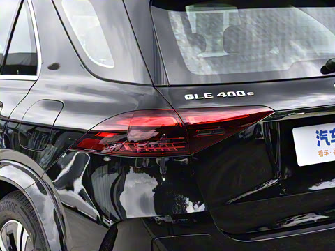 2025�� �Ŀ� GLE 400 e 4MATIC