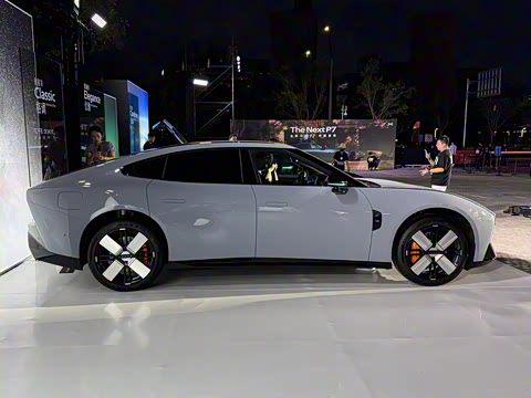 2025�� 750 ���������� Ultra