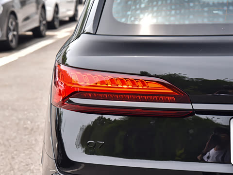 2026�� 45 TFSI quattro S line����ʿ��