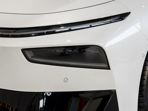 2026�� ���� 725 Max �콢��