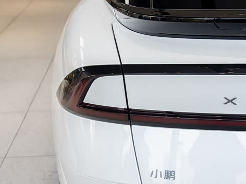 2026�� ���� 725 Max �콢��