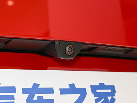 2025�� 400PS Dynamic SE