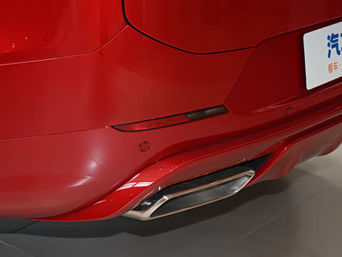 2025�� 400PS Dynamic SE