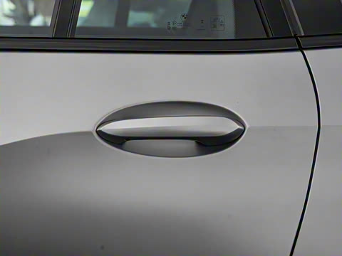 2025�� xDrive 40Li ������M�˶���ҹ��װ