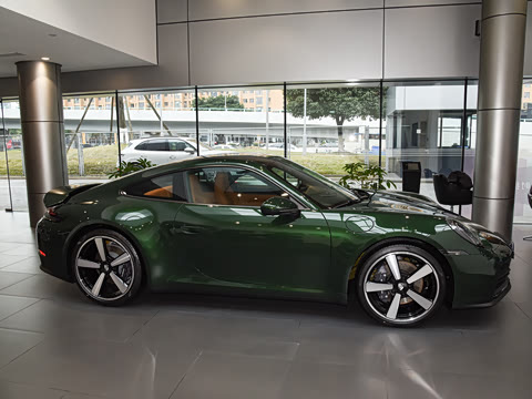 2026�� Carrera 3.0T