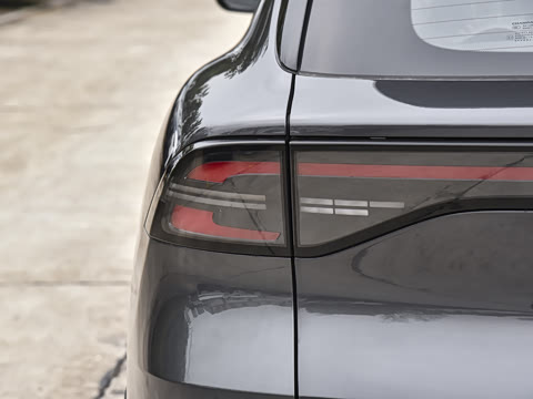 2026�� 405����Ultra