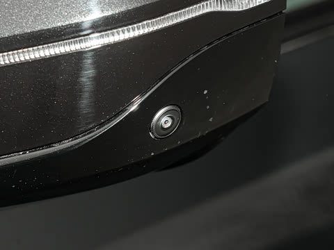 2026�� �Ŀ� 530Li ������ M�˶���װ